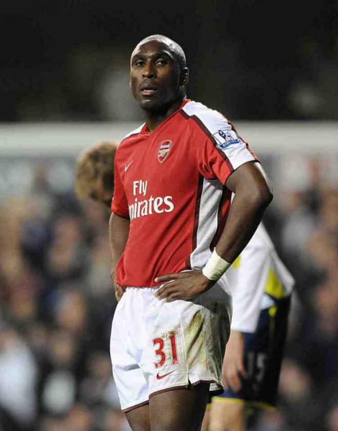 Sol Campbell sẽ quậy hết mình cùng fan Việt Nam - 2