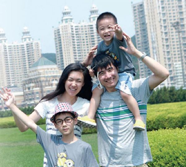 Siêu mẫu Trung Quốc chấp nhận mù để sinh con - 4