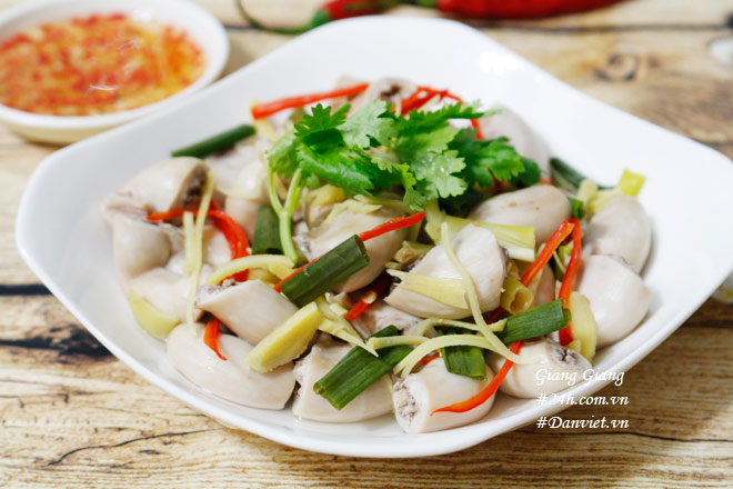 Vợ đảm chiều chồng với dồi trường hấp hành gừng giòn giòn, trắng ngần - 9