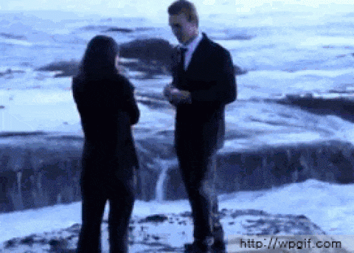 Những màn cầu hôn có cái kết "thốn tận rốn" - 3