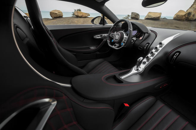 4 triệu USD để sở hữu Bugatti Chiron phiên bản "Batmobile" - 5