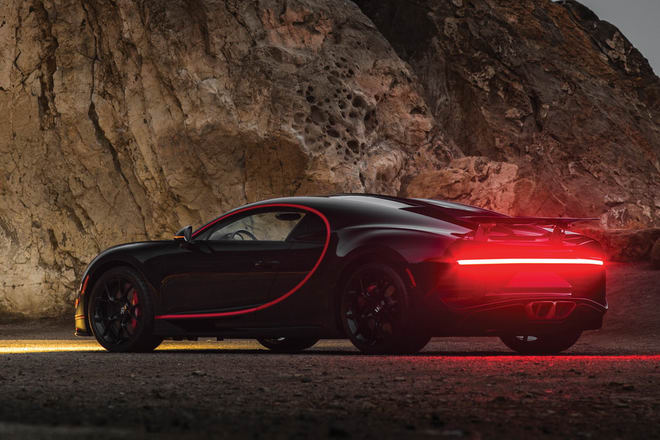 4 triệu USD để sở hữu Bugatti Chiron phiên bản "Batmobile" - 6