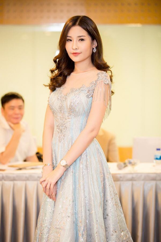 Nguyễn Thị Thành đáp trả phát ngôn &#34;không can đảm tháo răng&#34; của Hoa hậu Đại Dương - 1