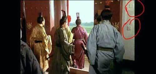 Những hạt sạn khiến khán giả không thể nhịn cười trong phim cổ trang - 7