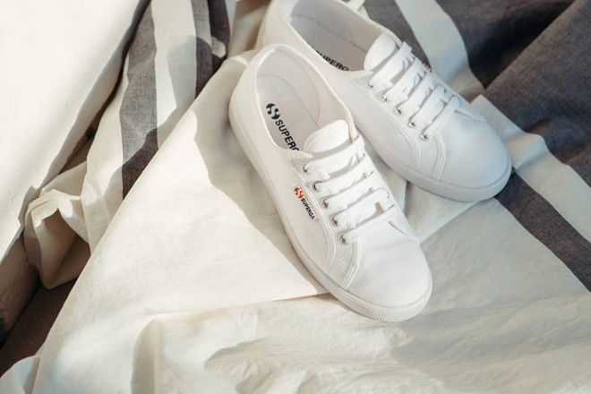 Loạt thời trang hàng hiệu ưu đãi khủng trước ngày Black Friday - 9