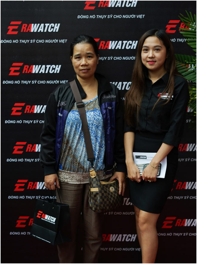 Ưng Hoàng Phúc dự lễ khai trương showroom mới của Erawatch - 7