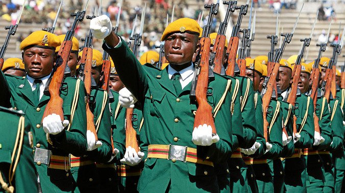 Đội quân tinh nhuệ tuyệt đối trung thành Tổng thống Zimbabwe - 1