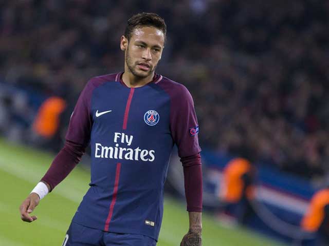 Neymar khổ ở PSG: Đồng đội cạch mặt, nhà bị đột nhập