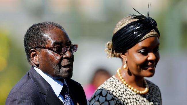 Tổng thống Zimbabwe thực sự giàu đến mức nào? - 1