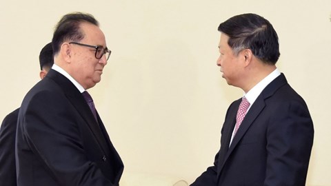 Vì sao ông Kim Jong-un &#34;né&#34; gặp đại sứ của Chủ tịch Trung Quốc Tập Cận Bình? - 1