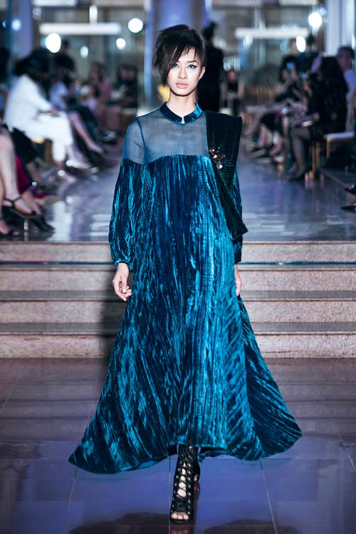 "Bà mẹ 1 con" Hồng Quế tròn trịa vẫn xinh đẹp rạng ngời khi trở lại sàn diễn - 7