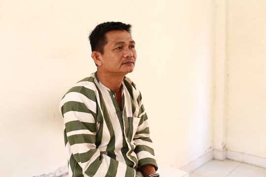 Nóng 24h qua: Nhặt được hàng nghìn USD, cụ ông nhờ công an tìm người đánh rơi - 5