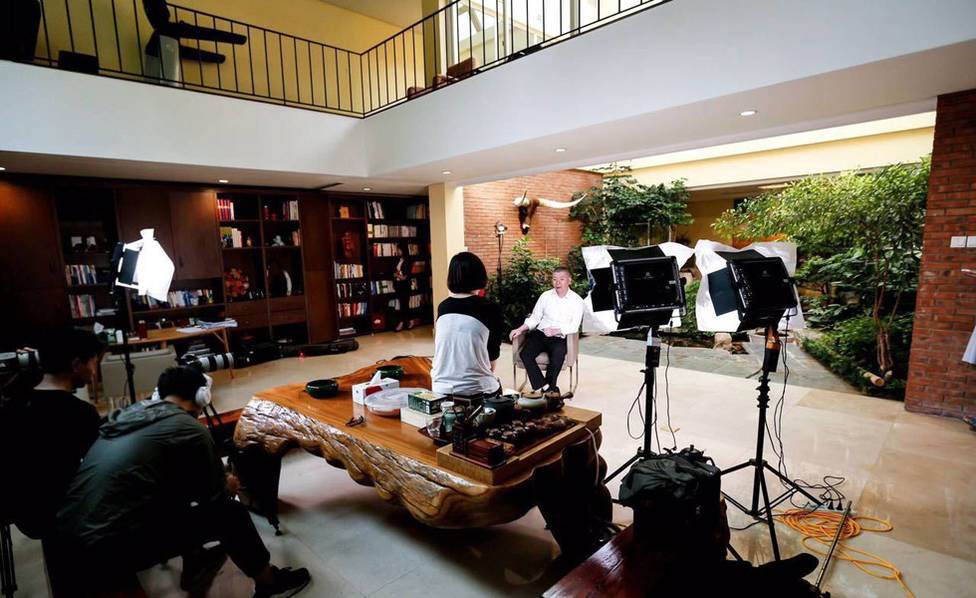 Lóa mắt trước biệt phủ của 2 đạo diễn giàu nứt đố đổ vách làng giải trí Hoa ngữ - 2