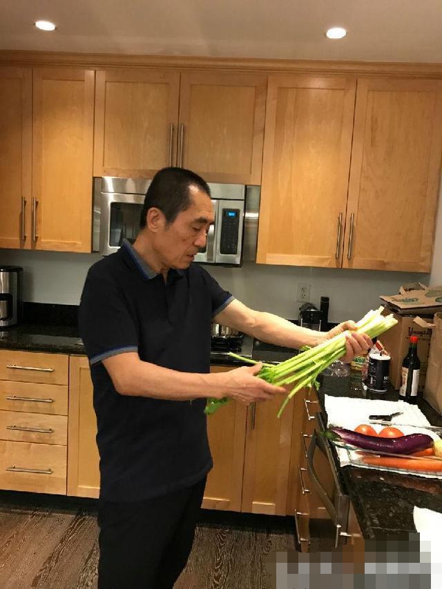 Lóa mắt trước biệt phủ của 2 đạo diễn giàu nứt đố đổ vách làng giải trí Hoa ngữ - 9