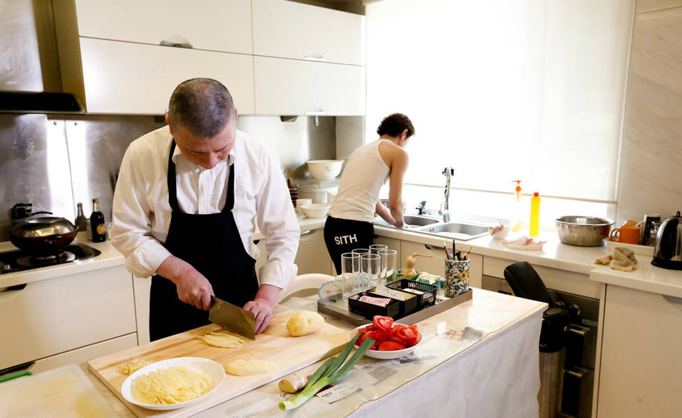 Lóa mắt trước biệt phủ của 2 đạo diễn giàu nứt đố đổ vách làng giải trí Hoa ngữ - 13