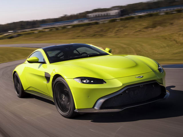Tuyệt tác Aston Martin Vantage 2018 giá 3,4 tỷ đồng - 1