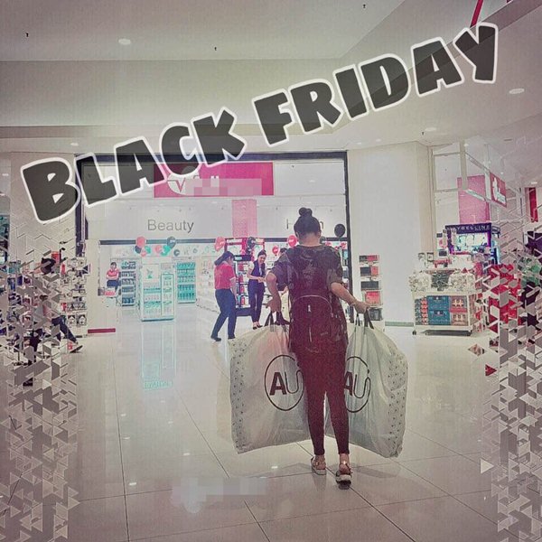 Black Friday Việt Nam: Nơi đông nghẹt người, nơi vắng như chùa - 8