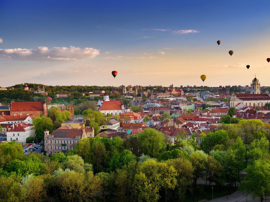 Những quốc gia có hộ chiếu “quyền lực” nhất thế giới - 2