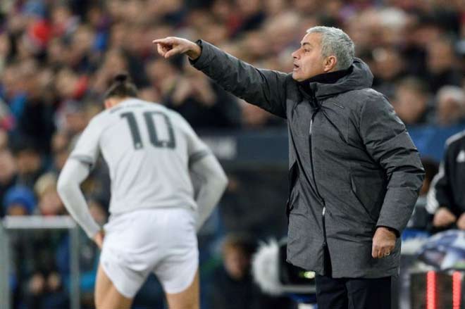 Trăm triệu HLV MU: Cảnh báo Mourinho, thèm thứ bóng đá đẹp - 1