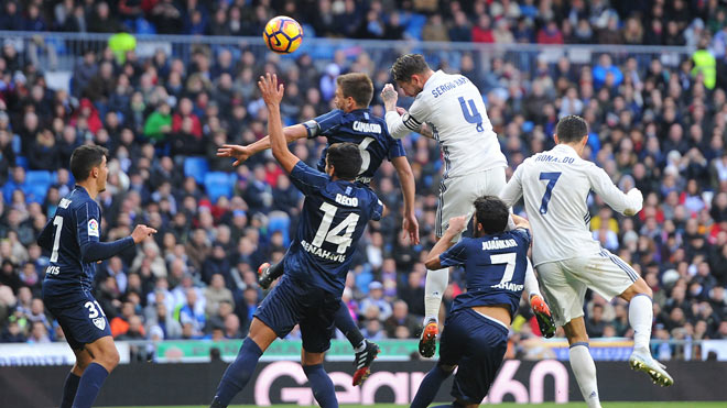 Real Madrid – Malaga: Sự hưng phấn của Ronaldo, Benzema - 2