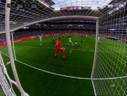 Chi tiết Real Madrid – Malaga: Ronaldo suýt có cú đúp (KT) - 7