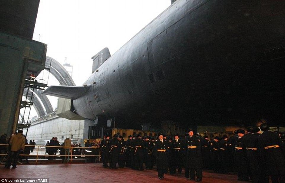 Nga hạ thủy tàu ngầm phóng 20 tên lửa hạt nhân cùng lúc - 1