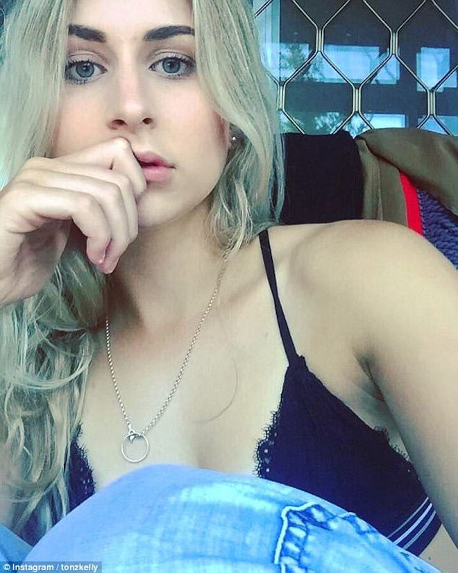 Hotgirl tử vong vì quá mải mê chụp ảnh selfie - 3