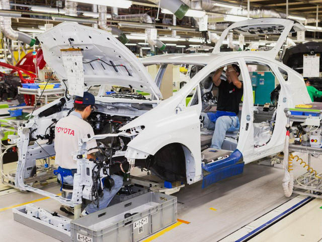 Toyota đối diện nguy cơ đóng cửa nhà máy - 1