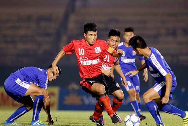 Quân của Giggs thua đau, HLV Park Hang Seo xem giò học trò U23 Việt Nam - 2