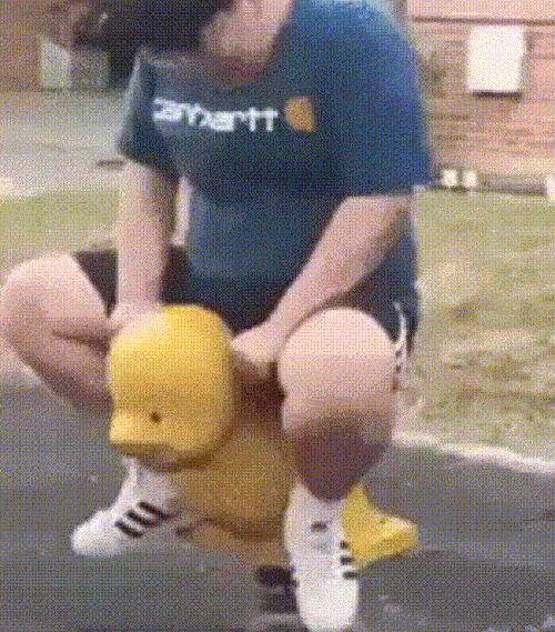 Lộn mề với những gã đàn ông quá "vụng về" - 9