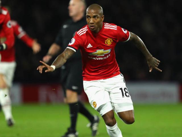 MU đại thắng: Ashley Young hóa “siêu nhân”, ghi bàn như mơ