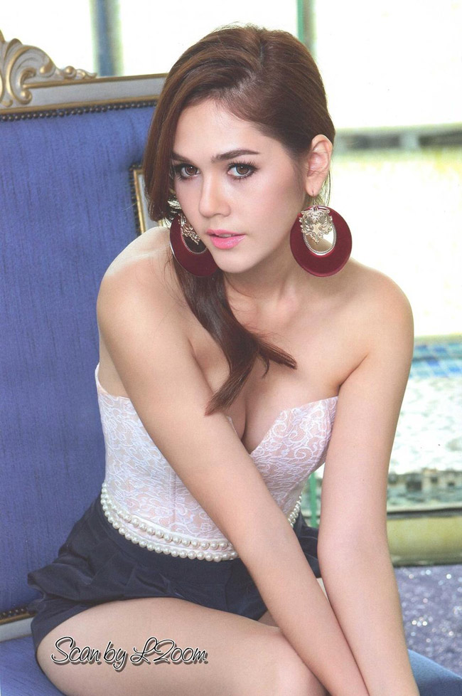 Bên cạnh đó, cô còn liên tiếp lọt vào bảng xếp hạng danh sách các mỹ nữ đẹp nhất Thái Lan.