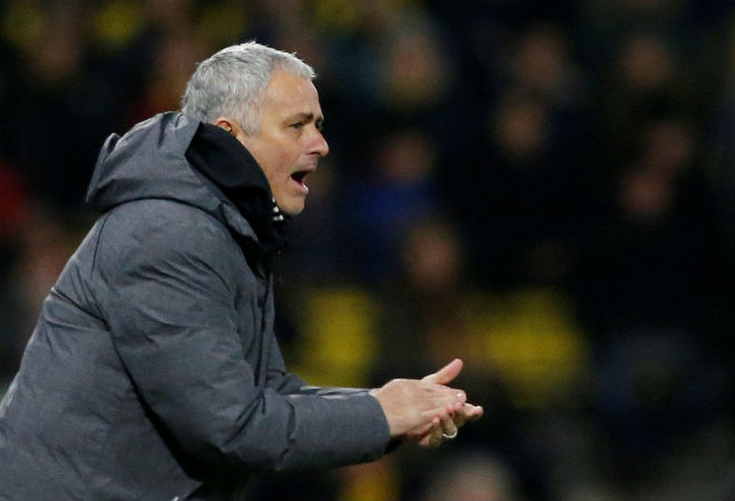 MU hạ Watford: Mourinho lo chấn thương Matic, Rojo bị tố đáng nhận thẻ đỏ - 2