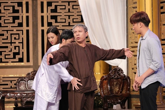 Nghệ sĩ Trung Dân: &#34;Hoài Linh phải dè chừng khi diễn với tôi&#34; - 2