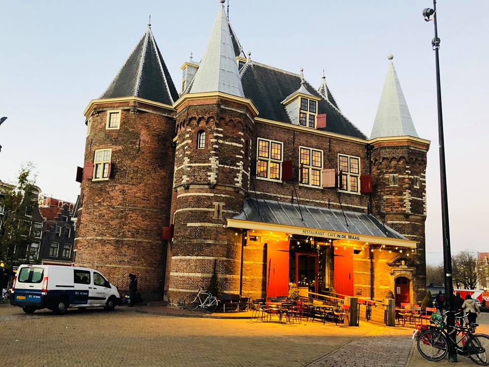 Cô nàng du học sinh người Việt một mình “đi bụi” khắp châu Âu - 9