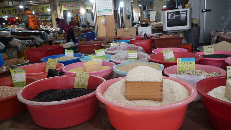 Lạc vào chợ "cổ" toàn... người già ở xứ sở Kim Chi - 5