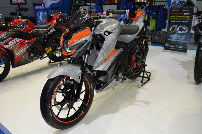 Suzuki GSX-S150 độ áo sợi carbon đẹp cuốn hút - 3