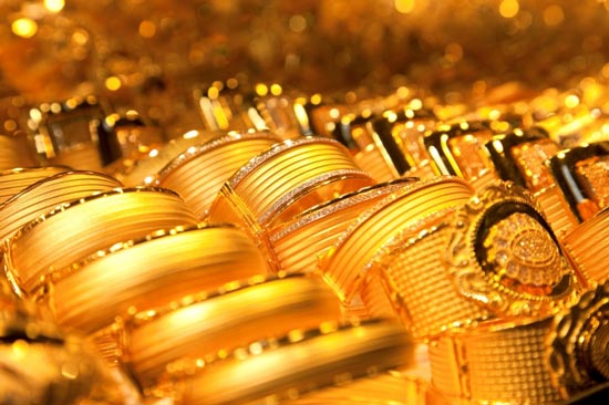 Giá vàng hôm nay (01/12): Căng thẳng leo thang, giá vàng vẫn giảm - 1