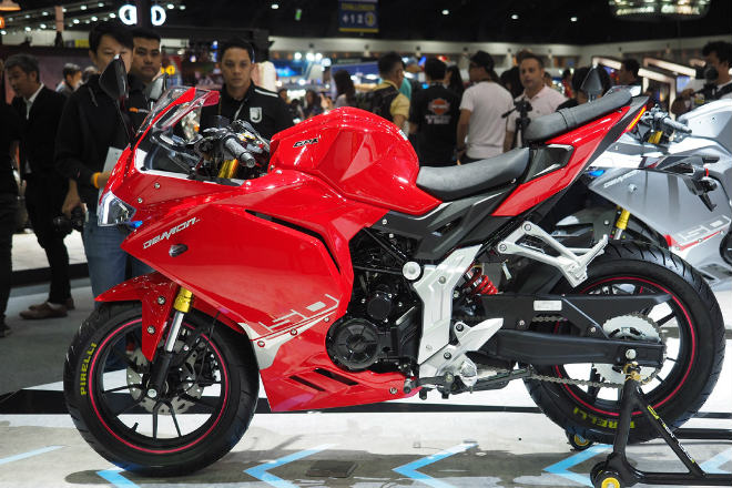 SỐC Môtô đẹp như siêu xe Ducati giá chỉ 44,4 triệu đồng