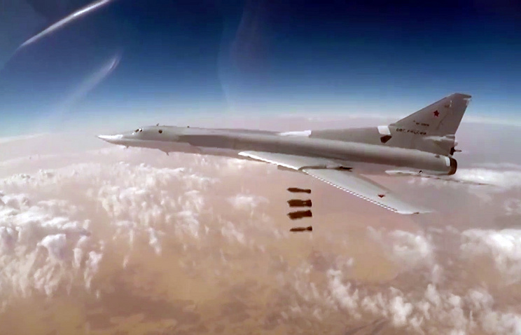 6 máy bay ném bom của Nga quần nát IS ngày cuối tuần - 1