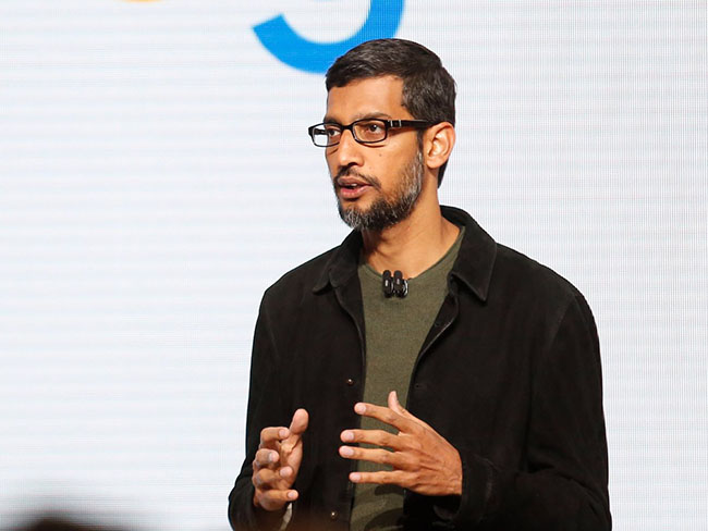 Giám đốc điều hành Google Sundar Pichai nói với Recode rằng ông có thói quen "rất Anh ngữ" khi uống một tách trà mỗi buổi sáng. Ông cũng thường ăn một cái trứng luộc.