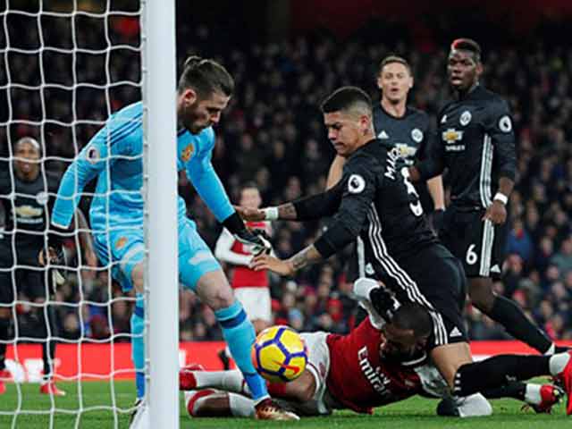 Arsenal - MU: Đà đao hiểm độc, ”Người nhện” siêu đẳng