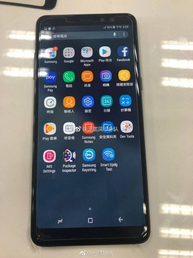 Xuất hiện ảnh Galaxy A8+ &#40;2018&#41; với thiết kế màn hình vô cực - 1