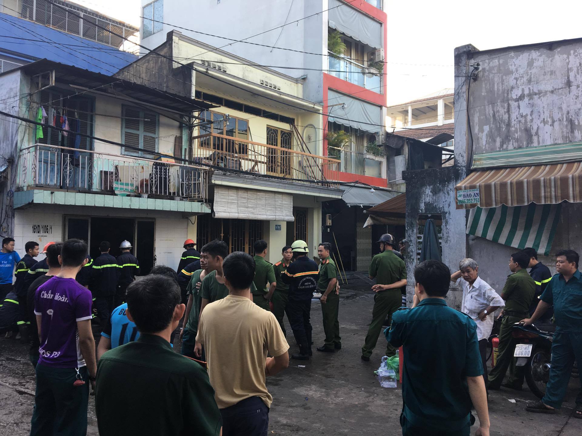 3 mẹ con tử vong trong căn nhà rực lửa ở Sài Gòn - 2