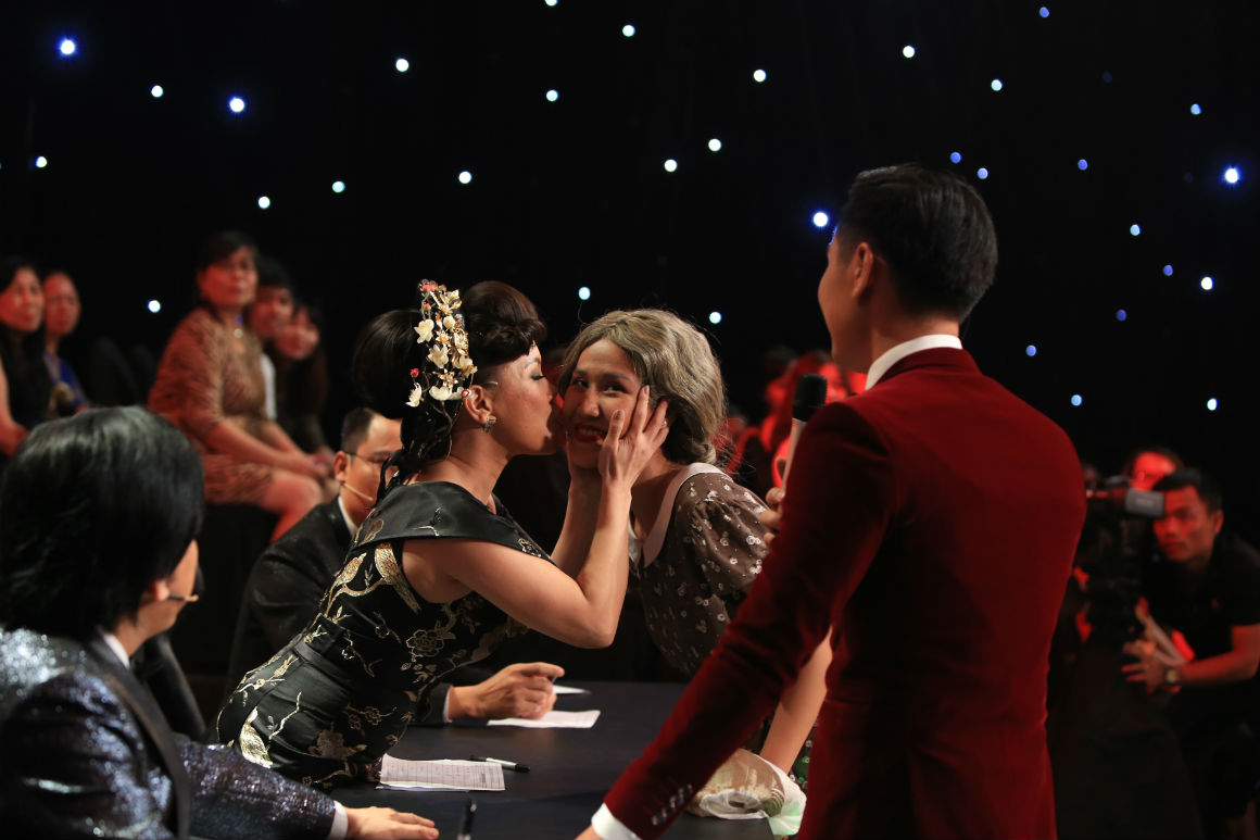 “Thần đồng” bé Châu suýt bị loại khỏi gameshow vì ảo thuật kém - 10