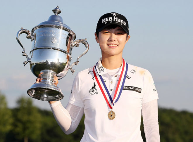 Golf 24/7: Hot girl Hàn Quốc tài giỏi, kiếm tiền siêu khủng - 1