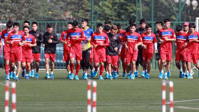 HLV Park Hang Seo tung chiêu, muốn biến Công Phượng thành chiến binh - 13