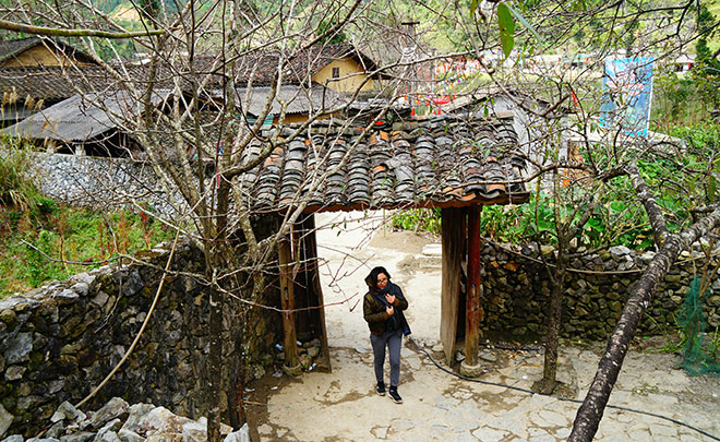 Ở Hà Giang, có một ngôi nhà cổ đẹp lạ ẩn mình giữa cao nguyên đá - 5