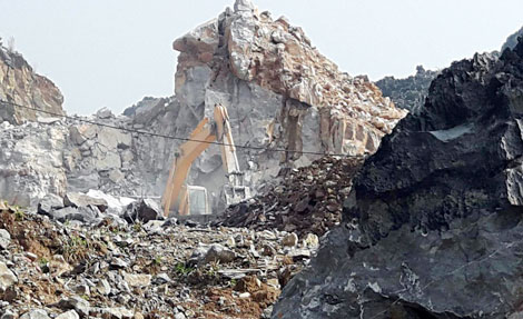 Ngân sách thất thu vì “chảy máu” khoáng sản - 1