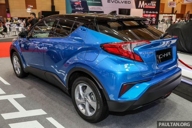 Toyota C-HR nhập từ Thái có giá 810 triệu đồng - 3